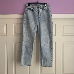 Used Old Navy Extra Hi-Rise Sky-Hi Straight Jeans